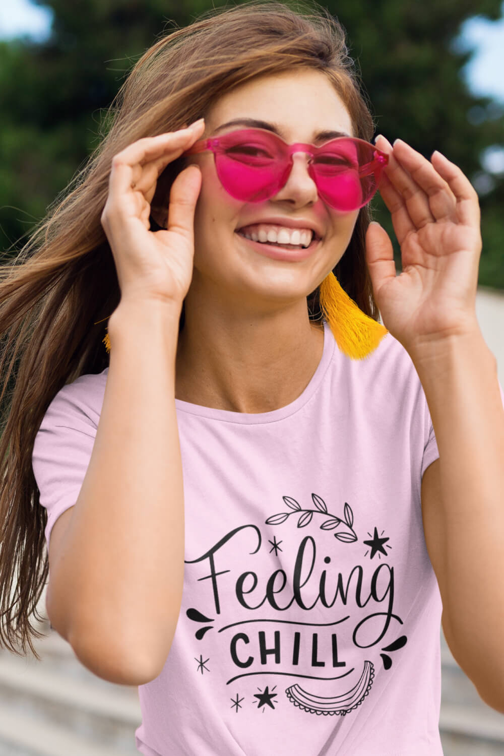 Feeling Chill | Women's T-Shirt